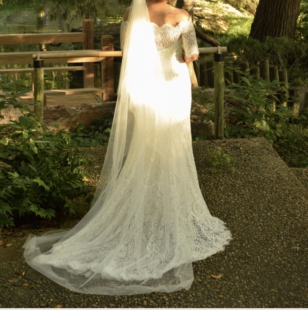 Watters Off-Shoulder Lace Wedding Dress in Ivory - Picture 4 of 7